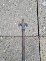 Brocante tuin ornament,franse lelie, Antiek en Kunst, Ophalen