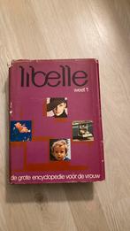 Boek “Libelle weet ‘t, de grote encyclopedie voor de vrouw”, Boeken, Encyclopedieën, Ophalen of Verzenden, Gelezen, Dieren