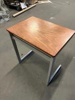 Vintage schooltafels - 22 stuks in zeer goede staat, Ophalen, Info@onbekend.nl, Onbekend, Zo goed als nieuw