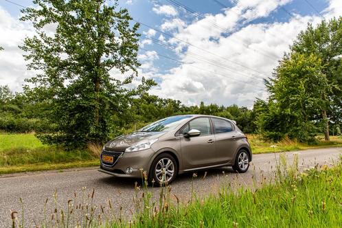 Peugeot 208 1.2 2013 GROTE BEURT / Apple CarPlay, Auto's, Peugeot, Particulier, ABS, Airbags, Airconditioning, Android Auto, Apple Carplay