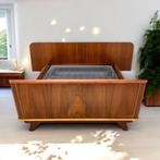 Vintage hout bed | vintage ledikant |twijfelaar | slaapkamer, Bruin, Vintage, 190 cm of minder, Niet bekend