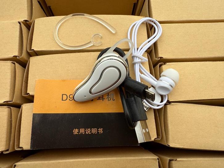 Bluetooth oortje - wit (partij), Telecommunicatie, Mobiele telefoons | Oordopjes, Nieuw, In gehoorgang (in-ear), Bluetooth, Ophalen of Verzenden