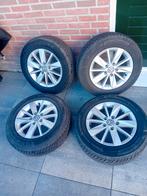 Orignele vw 15 inch velgen met michelin crossclimate, Auto-onderdelen, Banden en Velgen, Bestelwagen, 16 inch, Ophalen of Verzenden