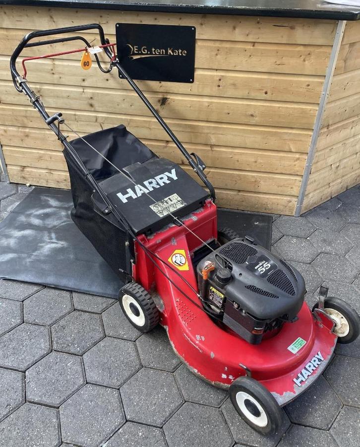 Harry cirkelmaaier met opvangbak (geelnr 60), Tuin en Terras, Grasmaaiers, Gebruikt, Benzine-grasmaaier, 50 cm of meer, Cirkelmaaier