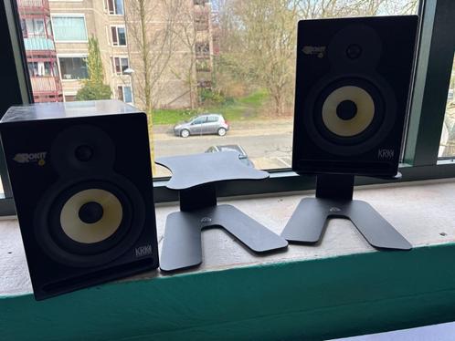 KRK Rokit 6 G1 studiomonitors met metalen K&M bureaustatieve, Muziek en Instrumenten, Versterkers | Keyboard, Monitor en PA, Gebruikt