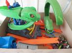 racebaan van hotwheels met 9  hotwheels autootjes, Ophalen, Gebruikt, Handmatig, Hot Wheels