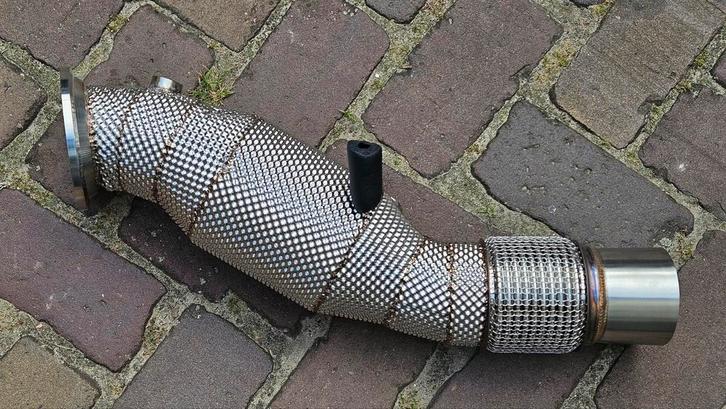 Uitlaat downpipe 200 cells BMW 520i - 530i G30 / G31 B48 ZIE, Auto diversen, Tuning en Styling, Ophalen of Verzenden