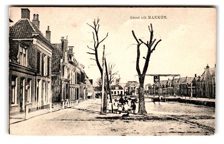 Makkum, Groet uit Makkum. Nauta 7235, Verzamelen, Ansichtkaarten | Nederland, Ongelopen, Friesland, Voor 1920, Verzenden