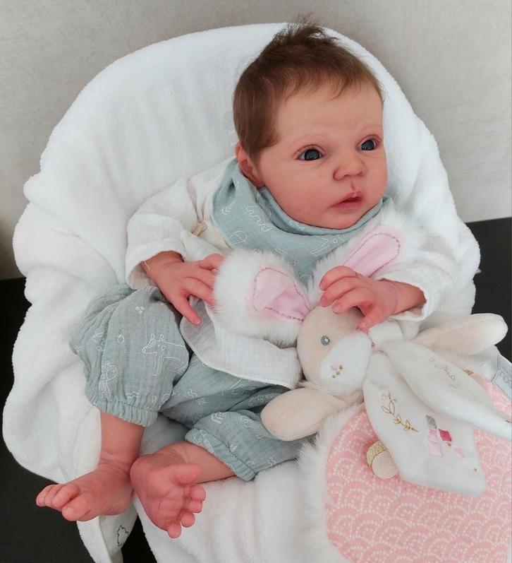 prachtig setje van voor reborn babytje, Verzamelen, Poppen, Zo goed als nieuw, Kleertjes, Ophalen of Verzenden