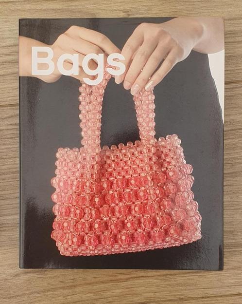 Bags. Taal: Engels, Boeken, Taal | Engels, Zo goed als nieuw, Ophalen of Verzenden