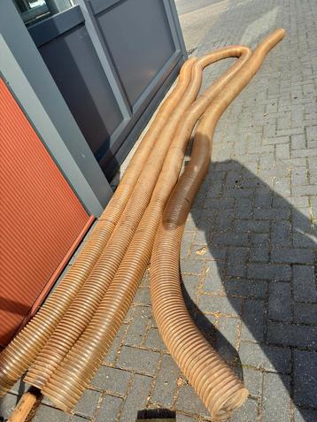 Flexibele afzuigslang 150mm dia beschikbaar voor biedingen