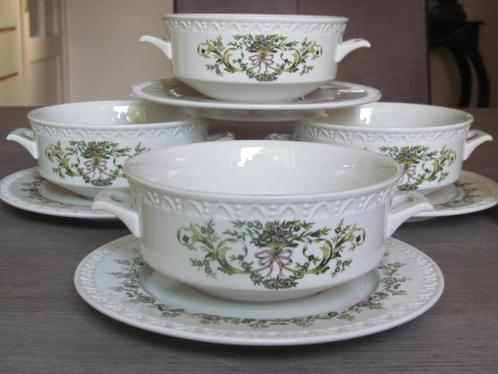 4 Villeroy en Boch Trianon Soepkommen met Schotel, Huis en Inrichting, Keuken | Servies, Gebruikt, Kom(men), Overige stijlen, Keramiek