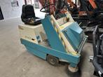 Tennant 215E elektrische zitveegmachine, Tuin en Terras, Veegmachines, Niet ingevuld, Niet ingevuld, Niet ingevuld