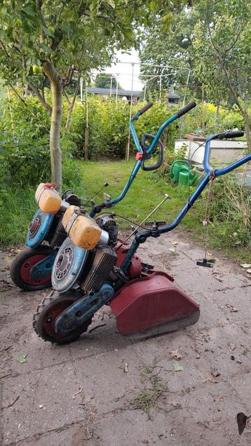 Grond en tuinfrees op benzine beschikbaar voor biedingen