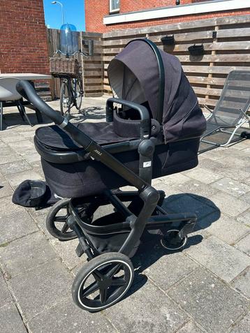 Mooie Joolz day+ kinderwagen! beschikbaar voor biedingen