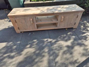 Houten TV Meubel beschikbaar voor biedingen
