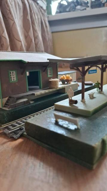 Diorama Goederen en Personenstation beschikbaar voor biedingen