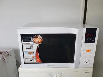 Combi-Magnetron Daewoo KOC-9U0T beschikbaar voor biedingen