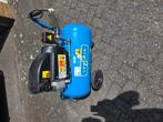 Compressor 8 bar 50 li goed werkend, Doe-het-zelf en Verbouw, Compressors, Ophalen, 6 tot 10 bar, Zo goed als nieuw, Minder dan 200 liter/min