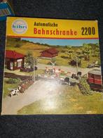 Kibri Huisje & Spoorwegovergang, Overige merken, Gebruikt, Gelijkstroom of Wisselstroom, Brug, Tunnel of Gebouw
