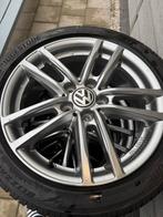 VW Velgen met Winterbanden 225/45R17, Auto-onderdelen, Banden en Velgen, Ophalen, Gebruikt, Banden en Velgen, 17 inch