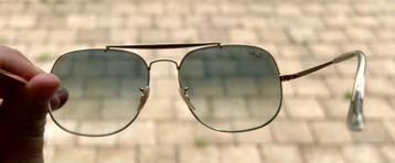 Nieuwe Ray Ban heren zonnebril beschikbaar voor biedingen