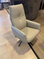 Relaxfauteuil luxe dikleder zilver grijs met voetenbank, Huis en Inrichting, Fauteuils, Ophalen, Nieuw, 75 tot 100 cm, Silver grey relaxfauteuil