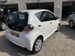Toyota Aygo 1.0 VVT-i 5Drs Airco Dealer onderhouden, Voorwielaandrijving, Euro 5, Stof, Gebruikt