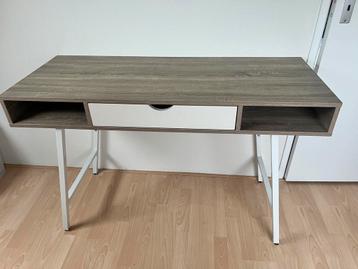 Bureau ABBETVED 48x120 licht eiken kleur/wit beschikbaar voor biedingen