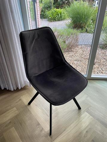 Stoelen 6x beschikbaar voor biedingen