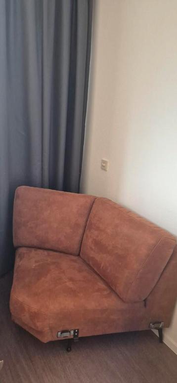Hoekbank hoek - Afgerond - Overbodig beschikbaar voor biedingen