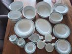 Wit porseleinen servies Arzberg., Huis en Inrichting, Keuken | Servies, Ophalen, Zo goed als nieuw, Bord(en), Overige stijlen