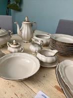 Bavaria Johann Kronester Elfenbein Goud Servies, Ophalen
