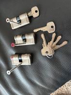 3 gelijksluitende Nemef cilindersloten 2 sterren, Doe-het-zelf en Verbouw, Hang- en Sluitwerk, Ophalen of Verzenden, Gebruikt