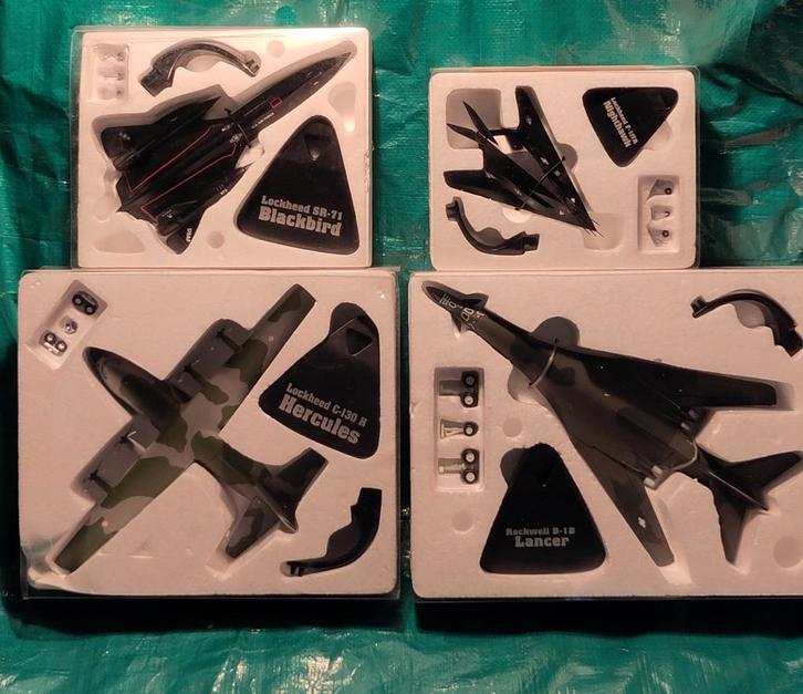 Atlas Editions metalen vliegtuigmodellen, 41 stuks., Hobby en Vrije tijd, Modelbouw | Vliegtuigen en Helikopters, Zo goed als nieuw