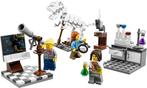 21110 - Ideas: Research Institute, Hello@support.lego.com, Verzenden, Lego, Nieuw