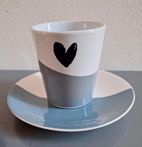 Gusta genieters mokje en schotel met hart, Huis en Inrichting, Keuken | Servies, Ophalen of Verzenden
