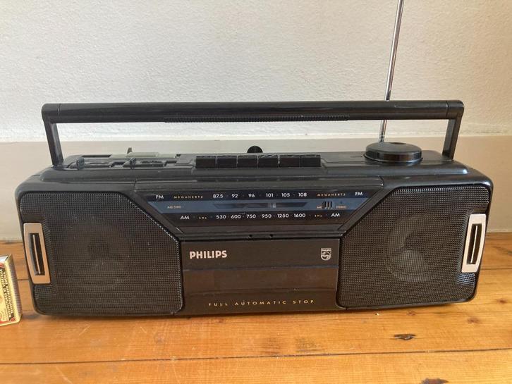 Eighties radiocassetterecorder Philips AQ5190 cassettespeler, Audio, Tv en Foto, Radio's, Gebruikt, Radio, Ophalen of Verzenden