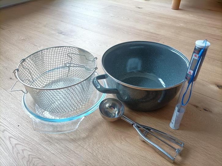 Complete frituurpan emaille grijs set oa voor oliebollen!, Huis en Inrichting, Keuken | Keukenbenodigdheden, Nieuw, Ophalen