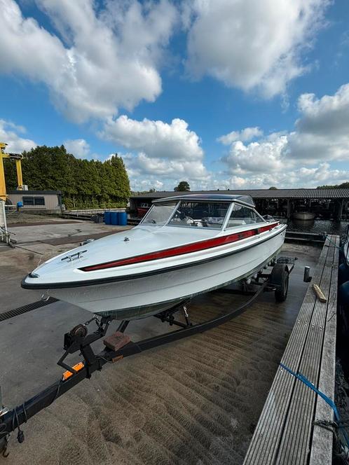 Speedboot met trailer FJORD, Watersport en Boten, Speedboten, Zo goed als nieuw, 6 meter of meer, Benzine, 120 tot 200 pk, Polyester