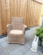 Mooie rieten fauteuil, Ophalen, Zo goed als nieuw