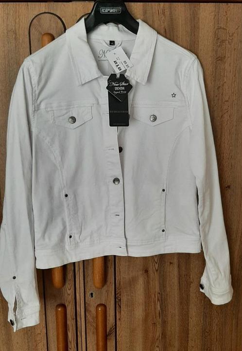 Wit spijkerjasje New star. NIEUW, Kleding | Dames, Jassen | Zomer, Nieuw, Maat 38/40 (M), Wit, Ophalen
