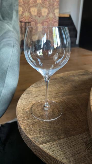 6 Riedel witte wijnglazen, ca 21,6 cm hoog, 650 ml beschikbaar voor biedingen