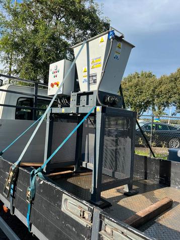 Diebels shredder beschikbaar voor biedingen