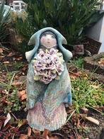 Eva Jorritsma Keramiek Vrouwtje met Bloemen, Antiek en Kunst, Antiek | Keramiek en Aardewerk, Ophalen