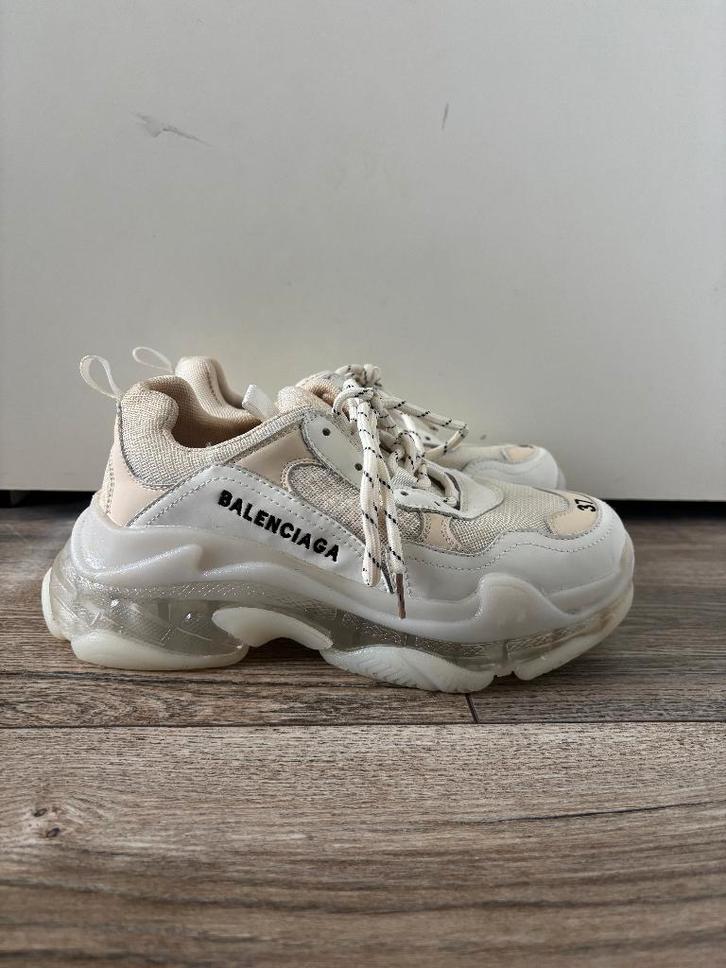 Balenciaga Triple S Clear White oversized sneakers - Maat 37, Kleding | Dames, Schoenen, Zo goed als nieuw, Sneakers of Gympen
