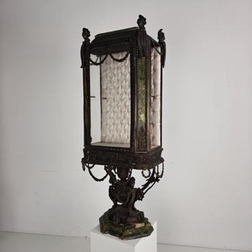 Louis XIV-stijl vitrinekast zink & groen marmer, ca. 1900 beschikbaar voor biedingen