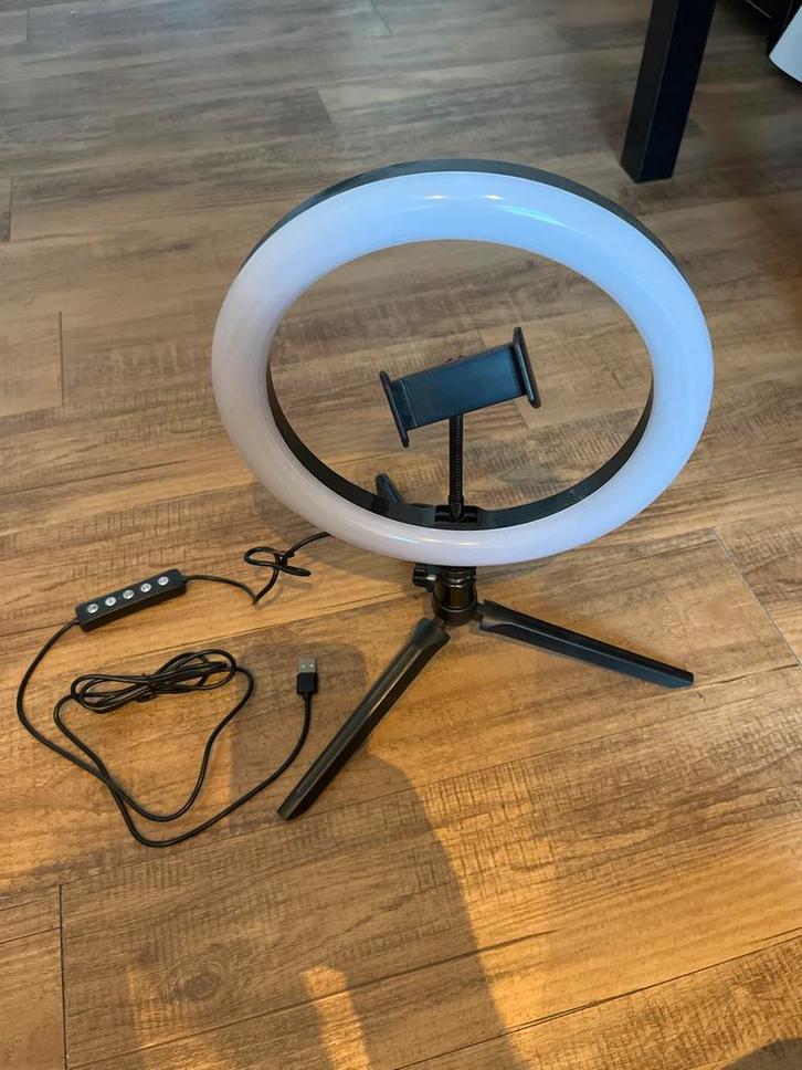 Ringlamp met statief en telefoonhouder, Audio, Tv en Foto, Fotografie | Fotostudio en Toebehoren, Zo goed als nieuw, Lamp of Flitsset