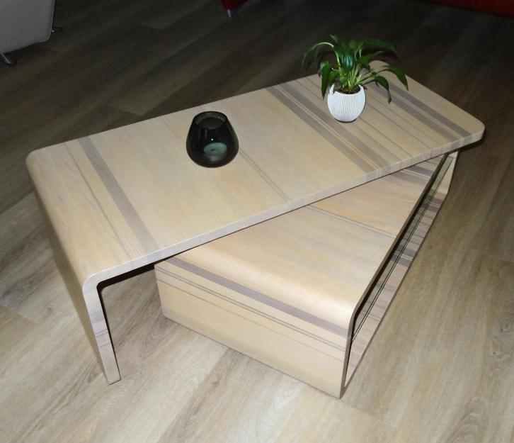 Strakke designtafels van Leolux – stijlvolle eyecatchers, Huis en Inrichting, Tafels | Salontafels, Gebruikt, Minder dan 50 cm