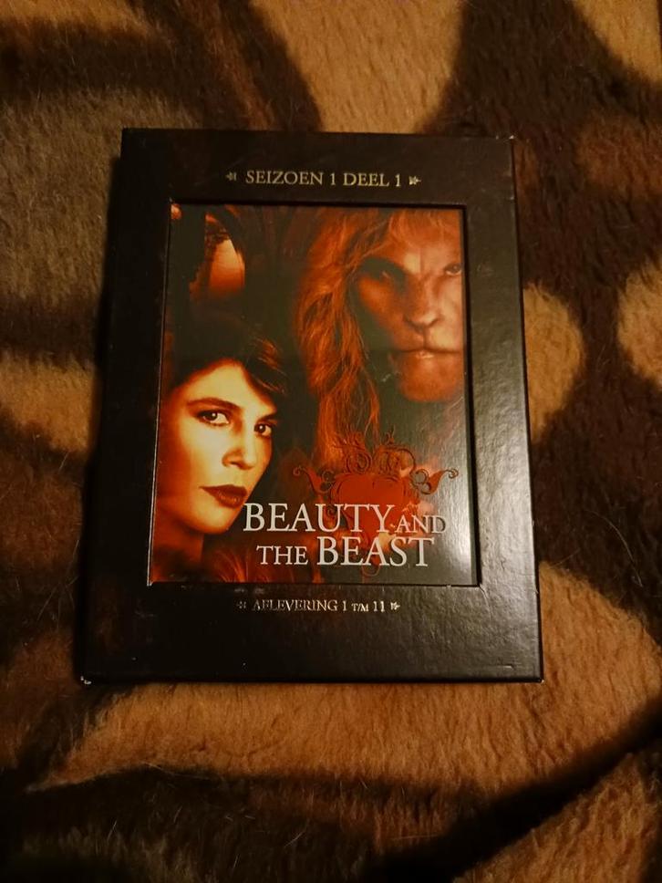 Beauty and the Beast Seizoen 1.1, 1.2, 2.1 en 3.1, Cd's en Dvd's, Dvd's | Tv en Series, Zo goed als nieuw, Science Fiction en Fantasy
